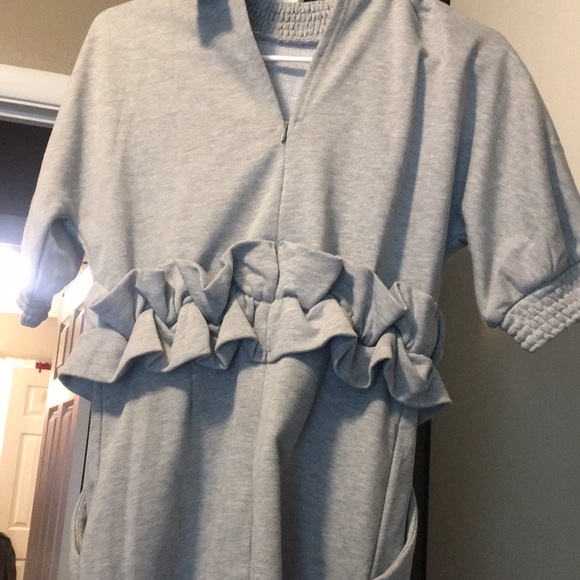 Dress - Picture 3 of 3